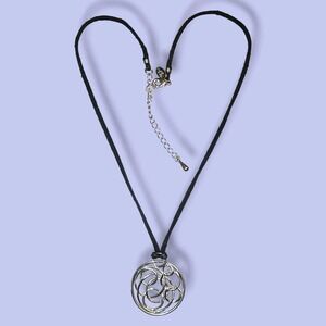 Lia Sophia Silver‎ Circle Pendant Necklace Black Cord 20in Adjustable Modern
